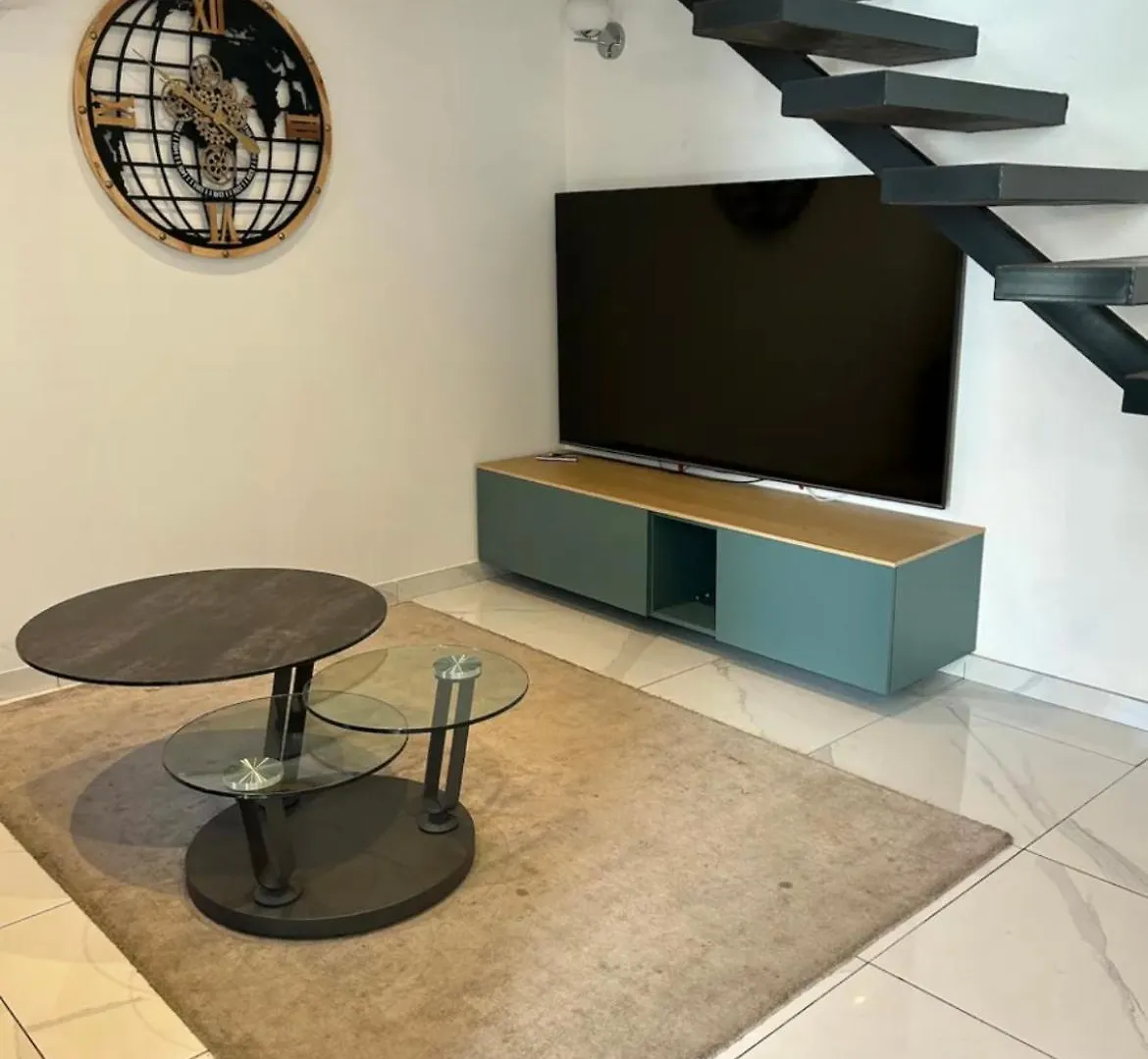Jardin Secret En Plein Coeur Du Cabot Apartment Marseille France